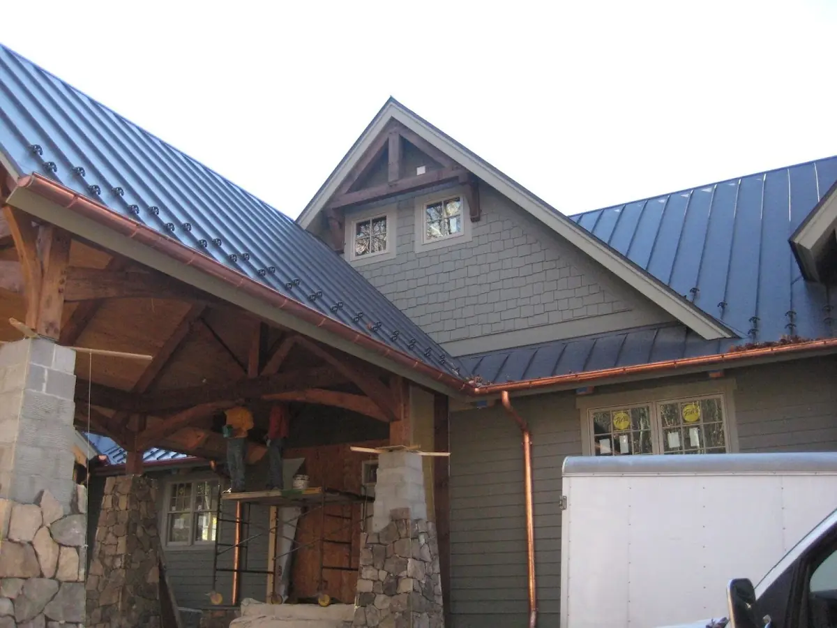 Craftsman Roofing team delivering quality roofing work in Multnomah Village